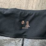 Gap  fit workout leggings Photo 2