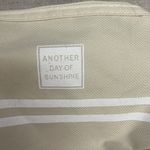 Tan & White Double Zip Small Travel Bag 5" X 7" Photo 1