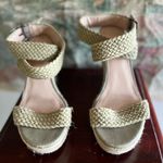 Saks 5th Avenue Saks Fifth Avenue Green Braided Strap Peep Toe Wedge Sandals size 9 Photo 2