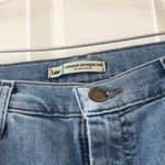 Lee FINAL MARKDOWN Ladies  relaxed straight leg jean 10 short Photo 3