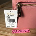 Michael Kors Wallet Photo 5