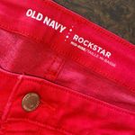 Old Navy  NWT Distressed Rock Star Mid-Rise Jeans in Fire Engine Red - size 18 Photo 3
