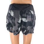 Athleta  Black Gray Camo Camouflage Activewear Fitness Yoga Running Shorts Size S Photo 2