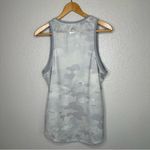 Nike The Tee Women's L Sleeveless Camo Workout Dri-Fit Tank Grey White Photo 3