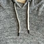 Alice + Olivia  Air‎ Women's Gray Rowen Cropped Hoodie Extra Small Photo 10