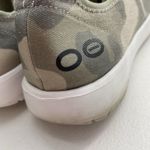 Oofos Size 9 OMG Eezee Shoes White Green Camo Low Top Comfort Sneakers Women’s Photo 8
