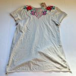 Johnny Was  Ramie Short Sleeve Floral Embroidered SharkBite Hem Tunic Top S NWT Photo 1