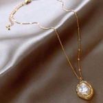 Gold Pearl Pendant Necklace Minimalist Irregular Chic Photo 0