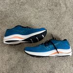 Mizuno  Women's Wave Rider 25 Running Shoe Women’s Size 10 Running Sneakers Photo 2