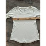 Isaac Mizrahi  women's long sleeve shirt no signs of wear size xxs runs big! Photo 3