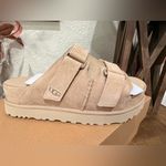UGG  Goldenstar Hi Slide Platform Sandal Sand (Women's) size 11 Photo 11
