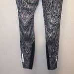 Nike Dri Fit black & white full length athletic leggings Photo 7