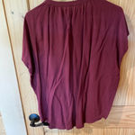 Old Navy  wine red v neck blouse size small Photo 4