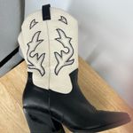 Black and Cream Western Boots Size 8 Photo 3