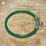 NWOT Synthetic Green Jade Flower Charm Bangle Bracelet Photo 6