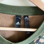 Adidas  Sweatshirt Top Camuflage Logo Print Athletic‎ Womens Size M Green Photo 4