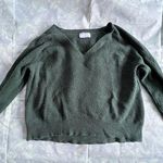 Old Navy Forest green sweater ribbed stretchy v neck Photo 0