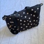 Alice + Olive X FABFITFUN DUFFEL Daisy Bag Black Photo 3