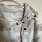 Green Tea  Camo Pullover Photo 4