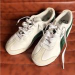Puma  Roma Women’s Sneaker Size 7  Photo 0