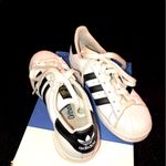 Adidas ORIGINALS SUPERSTAR J Junior Gym Shoes Photo 2