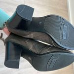 Bar III  Booties size 6 Photo 4