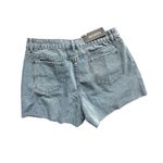 NWT Womens Guanyy Denim Raw Hem High Waisted Jean Shorts Photo 3