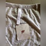 Fabletics  grey  Oatmeal Side Slit Activewear Tank Top Women's Size Large Photo 8