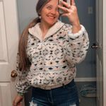 Love Tree Cropped Sherpa Photo 4