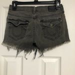 True Religion grey distressed cut off denim jean shorts women’s size 24 low rise Photo 4