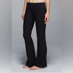 Lululemon Women’s Sz 12 Groove Pant in Black/Bloom Juice Photo 2