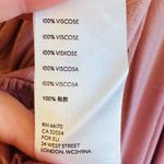 Urban Outfitters  Women's Pink Rose Cropped V-Neck Blouse Size M NWT Photo 4