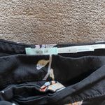 Kimchi Blue  Black Floral Butterfly Wrap Tie Linen Women’s Shorts Sz 0 EUC Photo 3