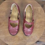 Soft Style Womens Shoes Size‎ 7 Red Mary Janes Round Toe Strap Closure Flat Photo 4