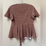 Women’s Red Brown Geometric Print Short Sleeve Tie Wrap Blouse Size Small Photo 4