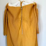 Elliatt NWT Marigold Mustard Off-Shoulder Long Sleeve Pleated Dress - Small Photo 10