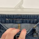 Chico's  sz 00 So Slimming Girlfriend Ankle Jeans Medium Wash Cropped Crop FITS 2 Photo 5