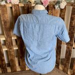 Levi's Levi’s top standard woman’s blue western button down collared shirt Sz Medium Photo 39