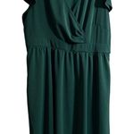 BloomChic Deep Green Midi Dress Size undefined Photo 0