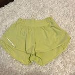 Lululemon Hotty Hot Short 2.5” Photo 0