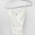 La Femme 29939 Lace Scalloped V-Neck Simple White Sheath Dress Size 6 NEW Photo 5