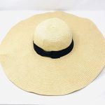 Target large floppy sun hat Photo 1
