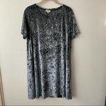 POL  Crushed Velvet dress Photo 2