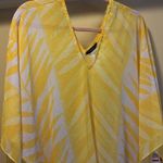 Carmen Marc Valvo NWTS TELLOW AND WHITE BEACH COVERUP BRIGHT AND CHEERFUL Photo 0