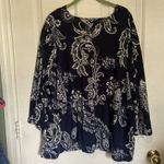 Cato  long sleeve flowy top Photo 3