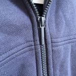 TAVI Noir Navy Blue Thick Warm Studio To Street Full Photo 4