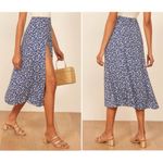 Reformation Zoe Skirt in Bebe Blue Floral Size 8 Photo 2