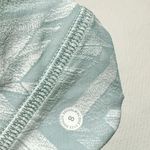 Lululemon Swift Speed High-Rise Crop 21 Reverberate Chevron Jacquard Silver Blue White Photo 2
