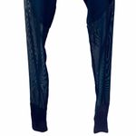 Electric yoga  black half leg mesh leggings Photo 3