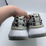 Adidas Swift Run 22 Dalmatian Print Lace Up Low Top Sneaker size 9 Photo 4